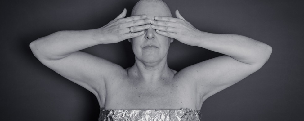 #19mujeres posan en una sesión fotográfica y reivindicar la importancia de la lucha contra el cáncer de mama | Vagamundos |